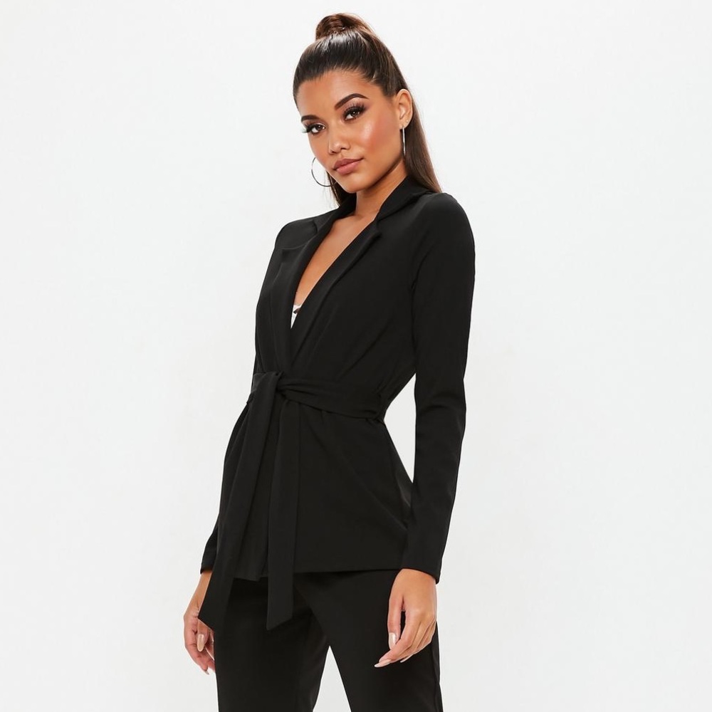MISSGUIDED Black Stretch Crepe Tie Waist Blazer